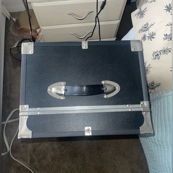 15 x 30 x 12 Seward Trunk Footlocker Trunk with Wheels (Black) - Picture 3 of 4